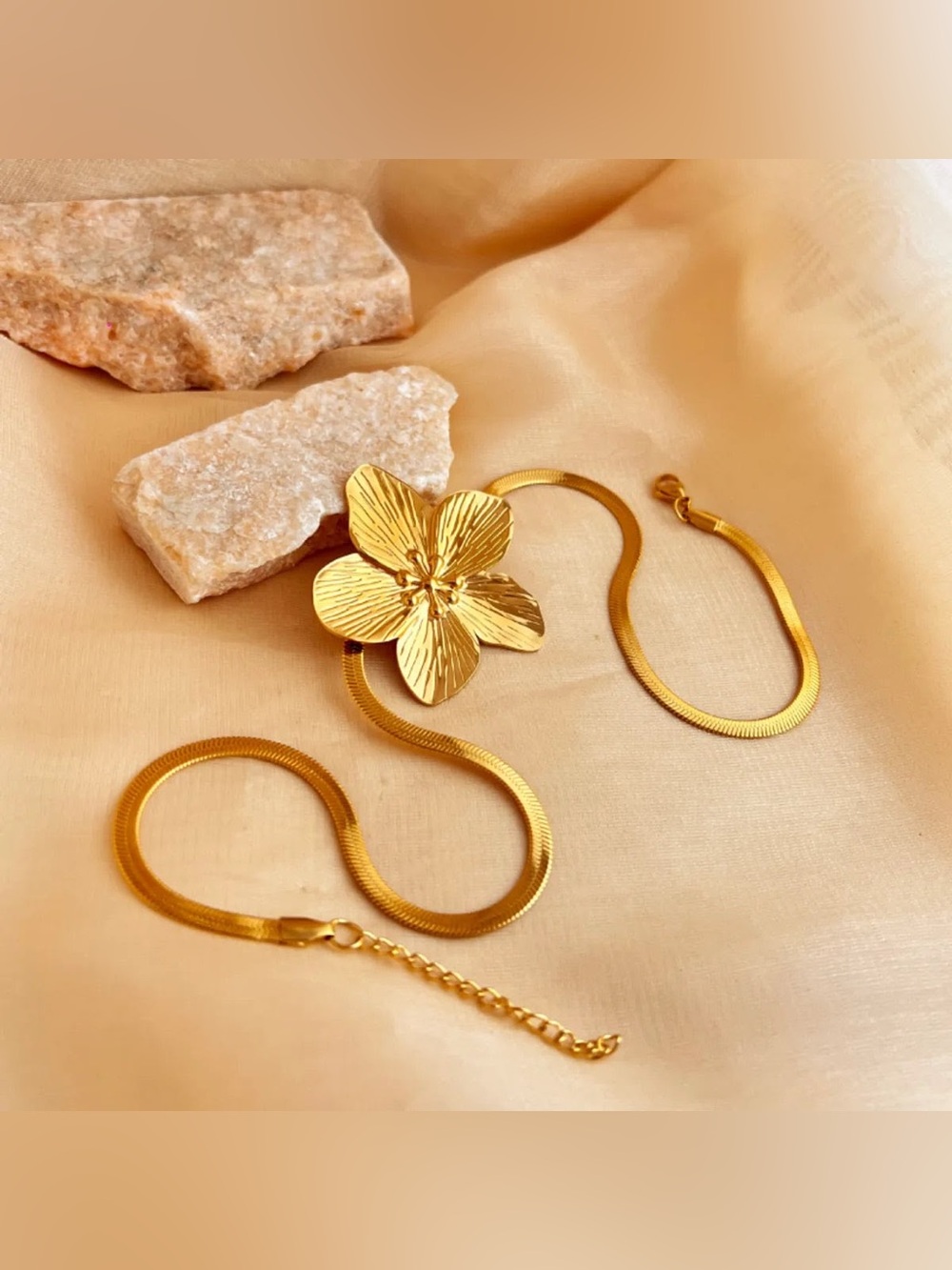 Gold Flower Pendant Snake Chain Necklace - Women Jewelry